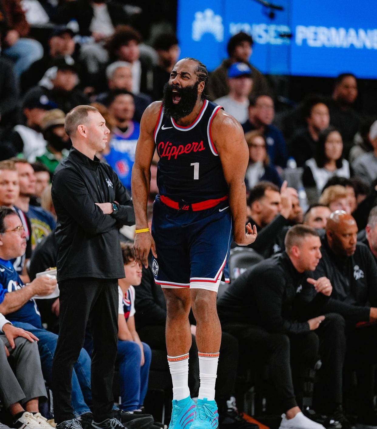 开云平台-快船用高速节奏碾压对手，取得关键胜利的简单介绍