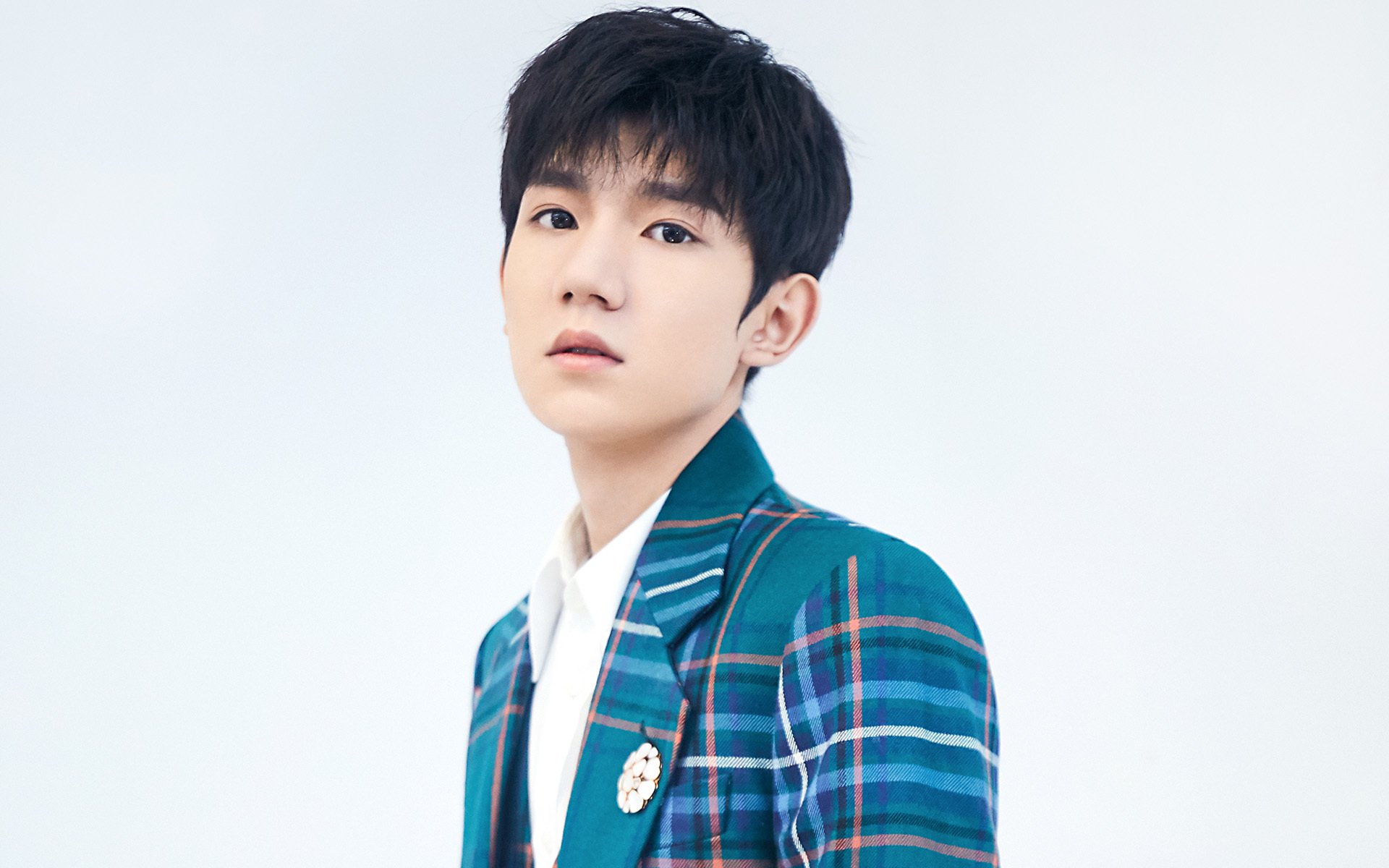 Kaiyun(中国)开云-西甲激情夜战，精彩远射和战术变革引领潮流，西甲比赛锦集