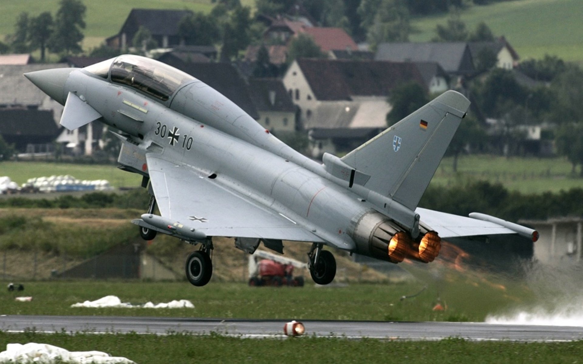 kaiyun登录入口-诺里奇城反击速度惊人，黄蜂军团冲超在望，诺里奇治安