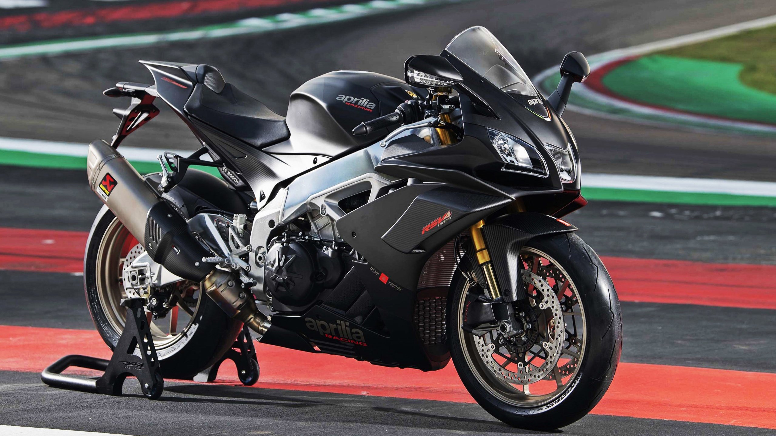 出发反应速度稳定,起跳精准,起跑反应时间怎么计算